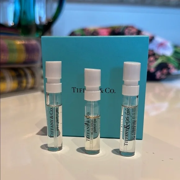 Tiffany & Co. Set of 3 Perfumes & Turquoise Box with White Ribbon - Picture 3 of 3